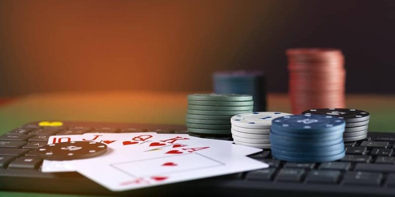 ưu điểm nổi bật của poker J88